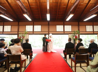 結婚式〈和装人前式〉