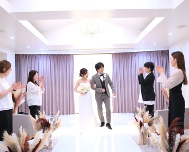 お母様に花嫁姿花婿姿を見てもらいたい…