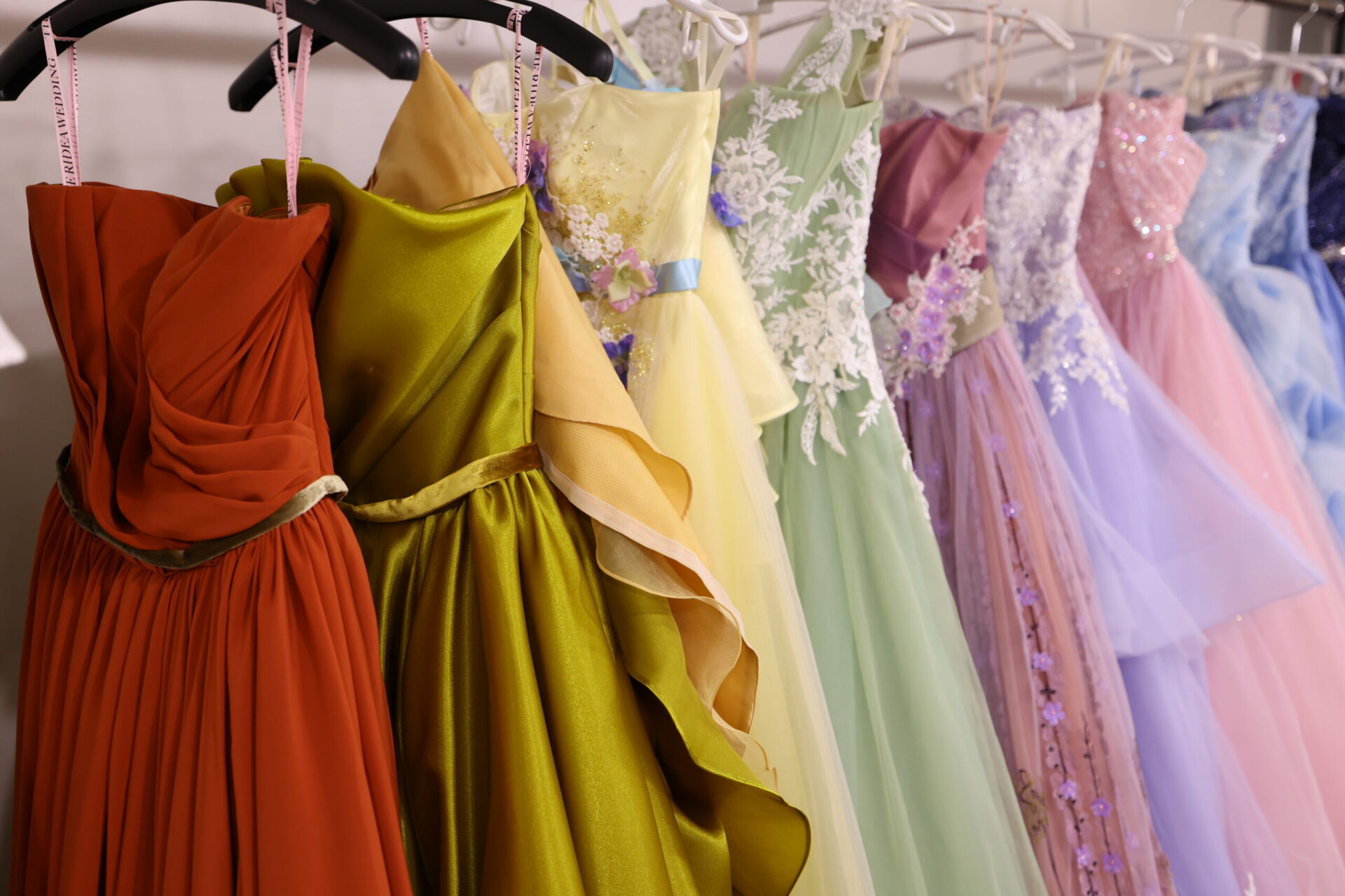 【新作カラードレス】のご紹介♩♩