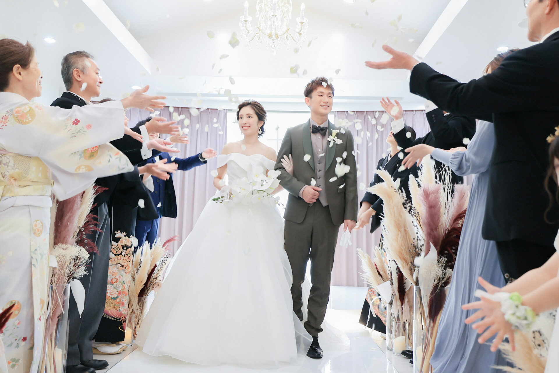 チャペルでの撮影はもはや結婚式です♡