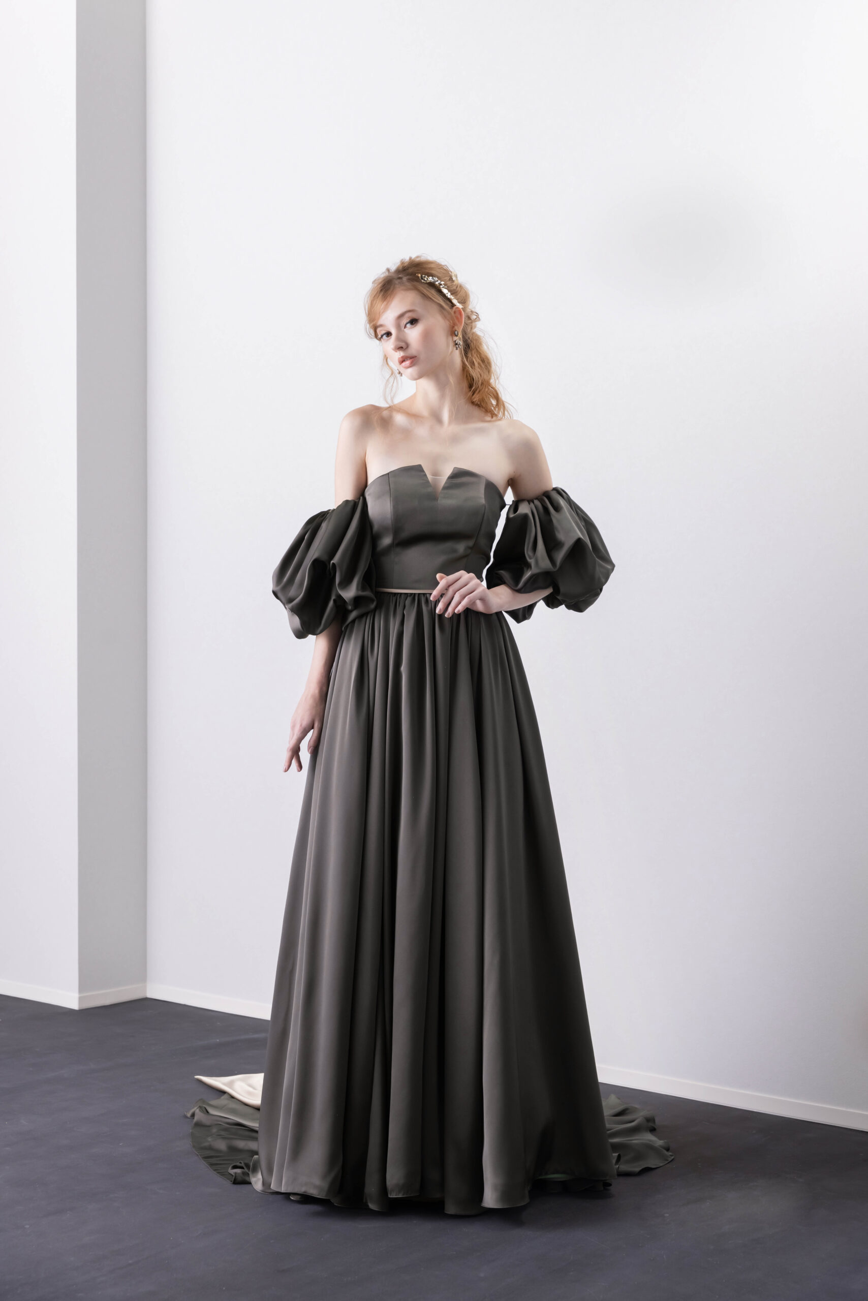 P-84(取り寄せ衣装)