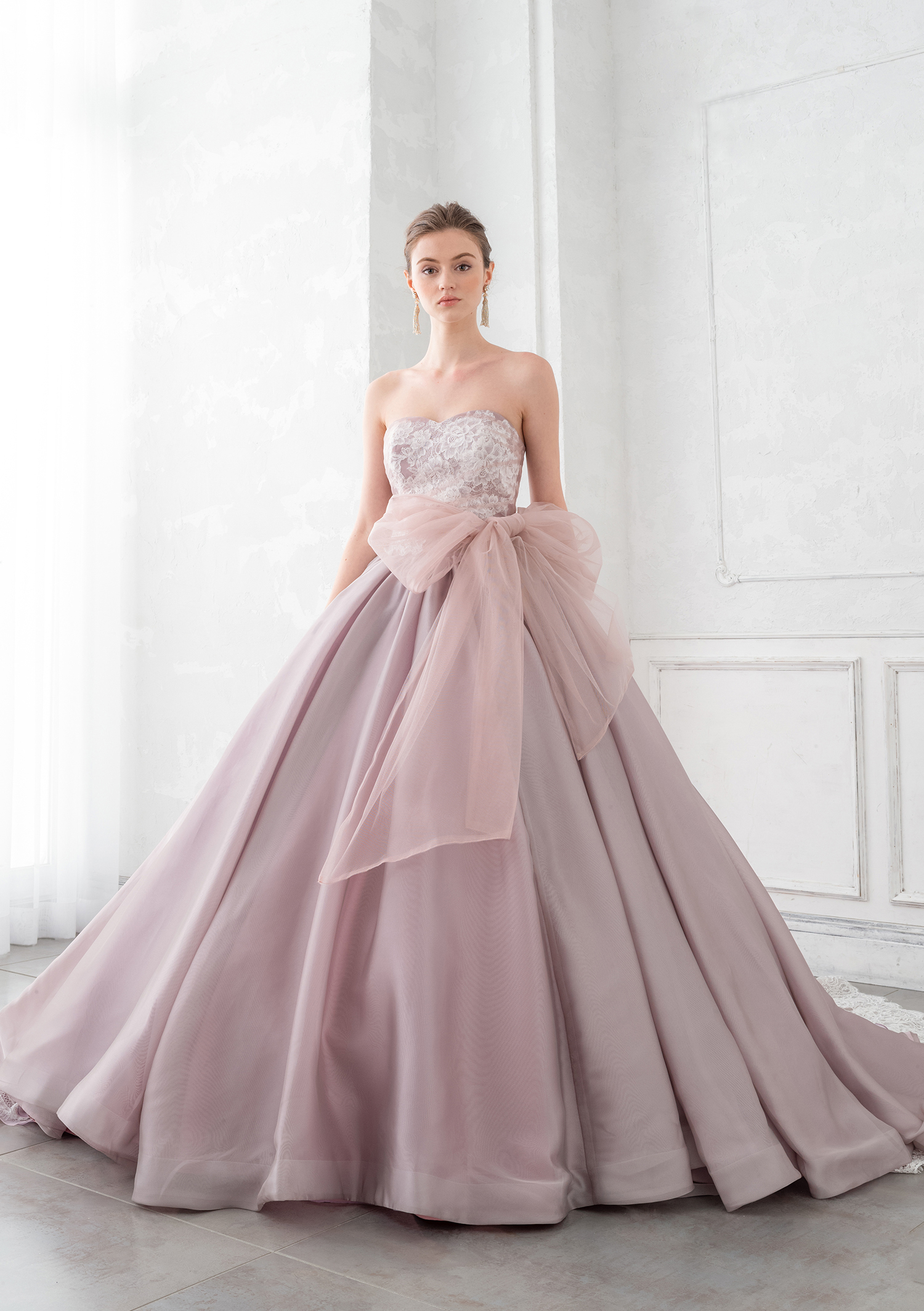 Ｐ-81 (取り寄せ衣装）